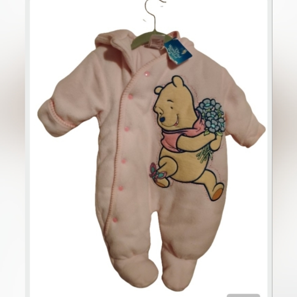 Disney Winnie The Pooh Snowsuit  One-Piece Hooded Sz. 6-9 months